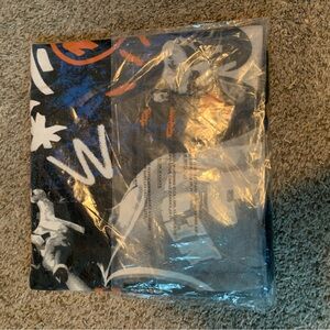 MF DOOM NYC Oversize Print Shirt - Blue & Orange Knicks
